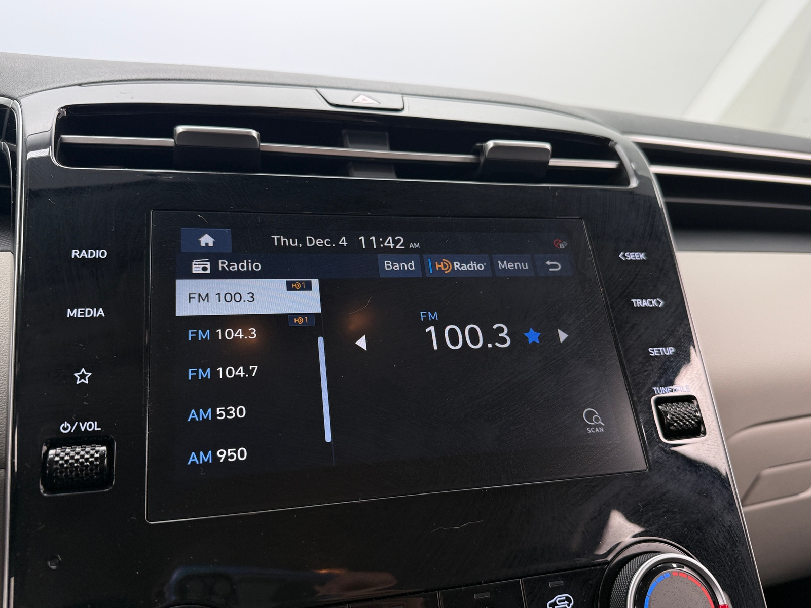 Thumbnail: 2023 Hyundai Tucson - 4