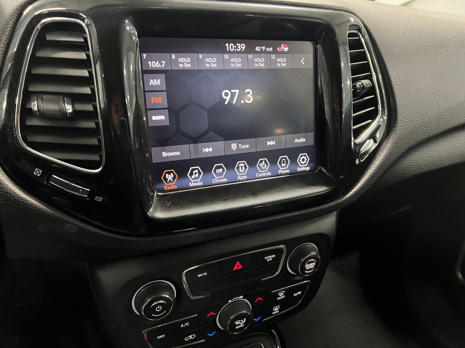 Thumbnail: 2020 Jeep Compass - 3