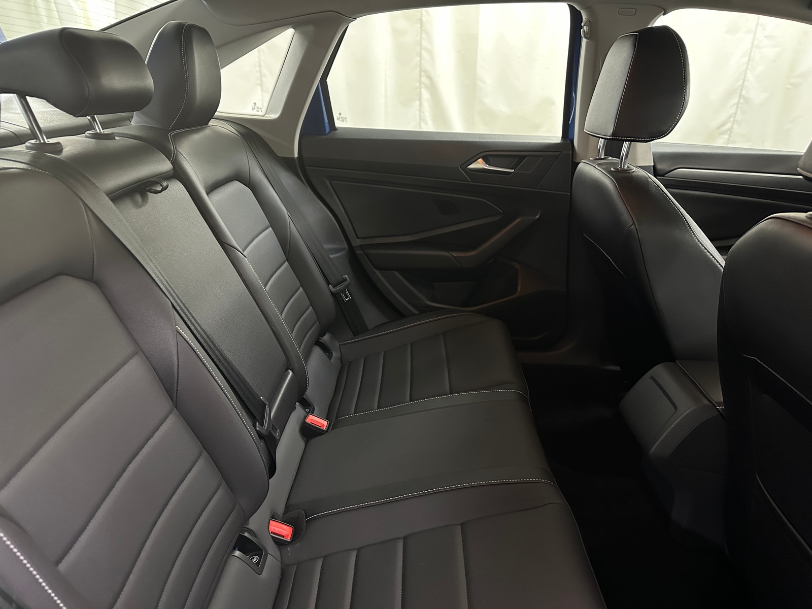 Thumbnail: 2022 Volkswagen Jetta - 5