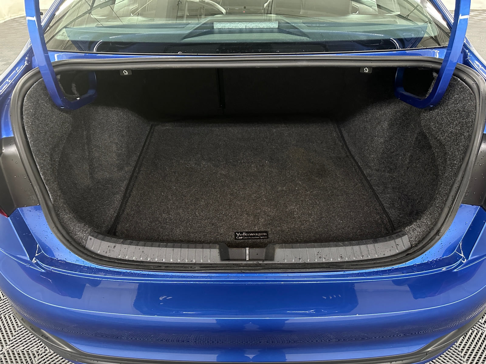 Thumbnail: 2022 Volkswagen Jetta - 6