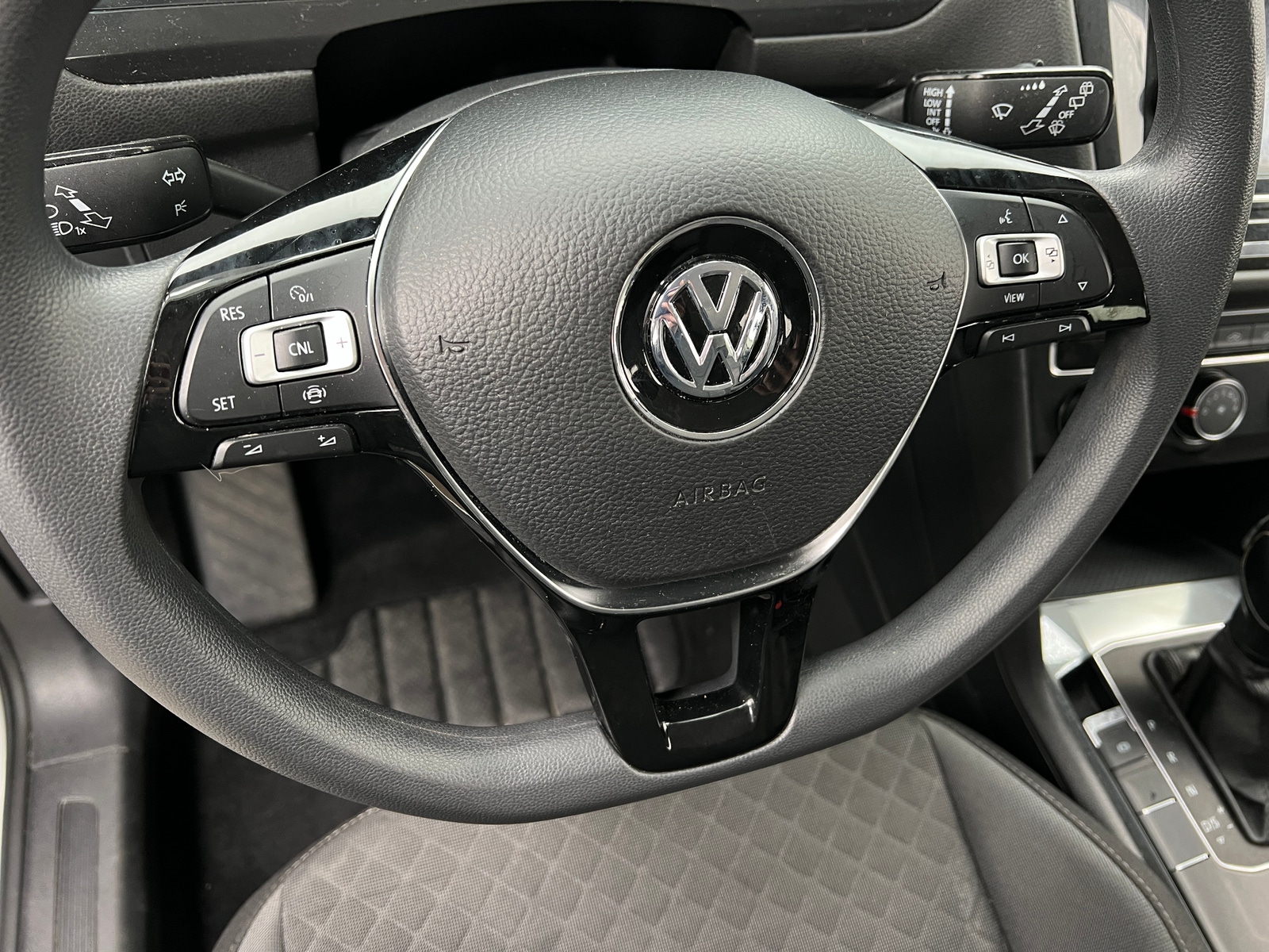 Thumbnail: 2019 Volkswagen Tiguan - 5