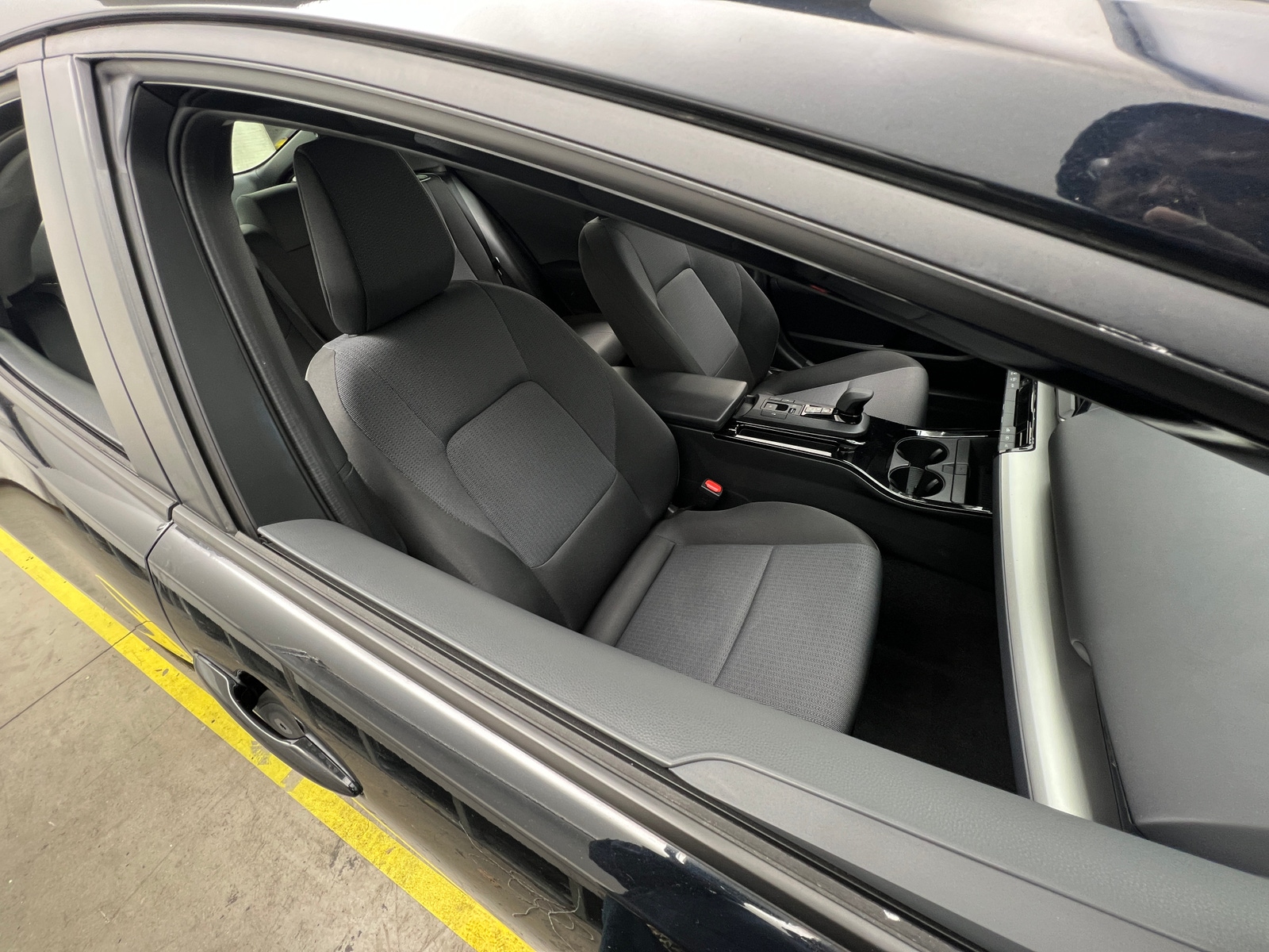 Thumbnail: 2025 Toyota Prius - 2