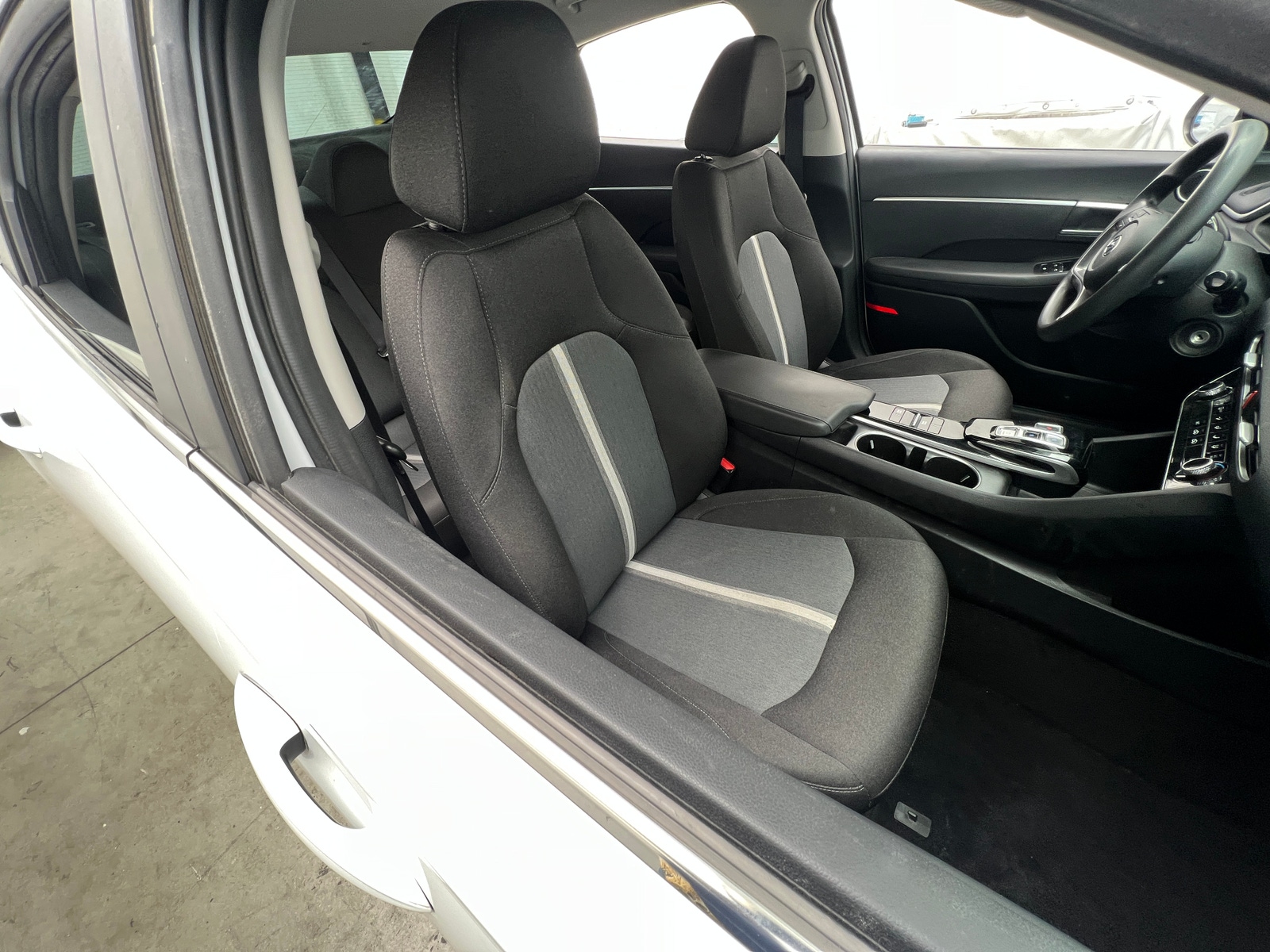 Thumbnail: 2022 Hyundai Sonata - 2