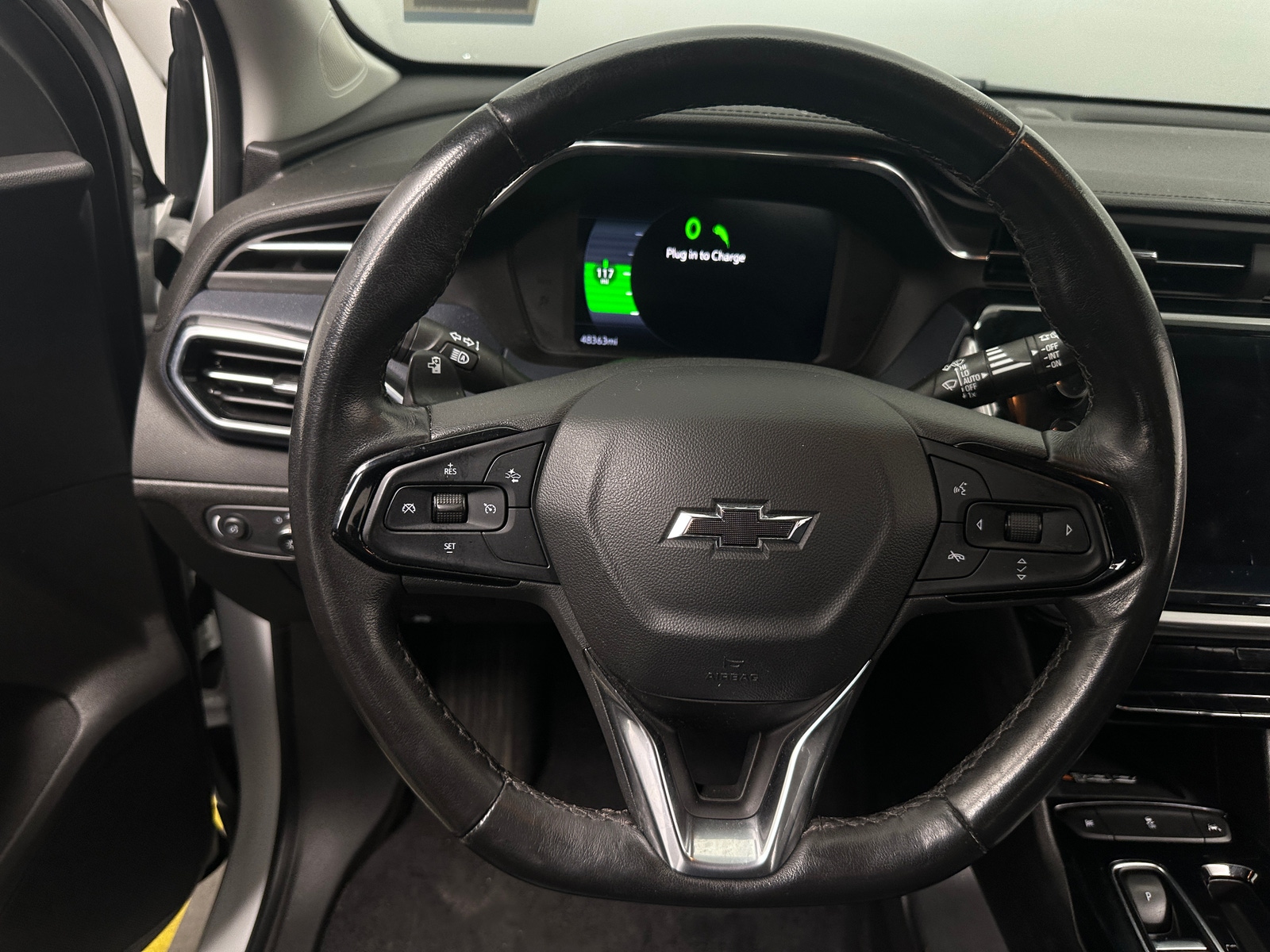 Thumbnail: 2023 Chevrolet Bolt EUV - 4