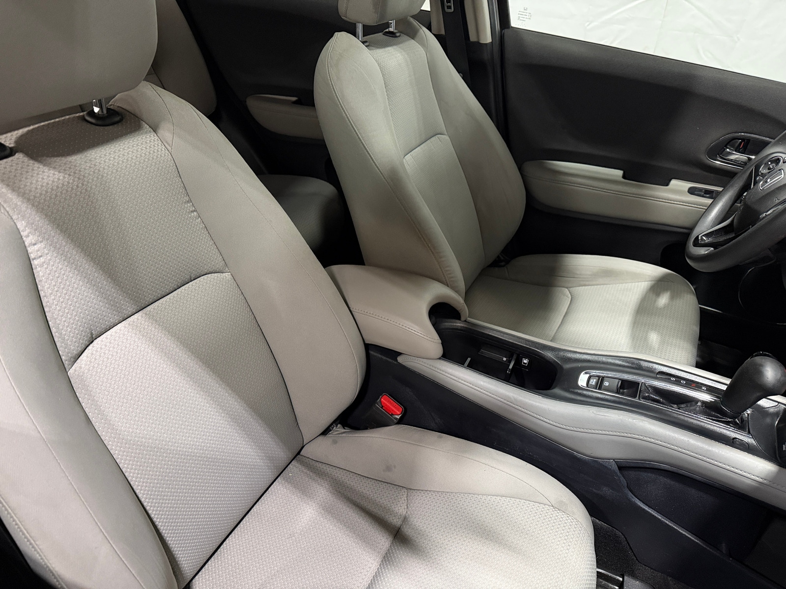 Thumbnail: 2019 Honda HR-V - 2