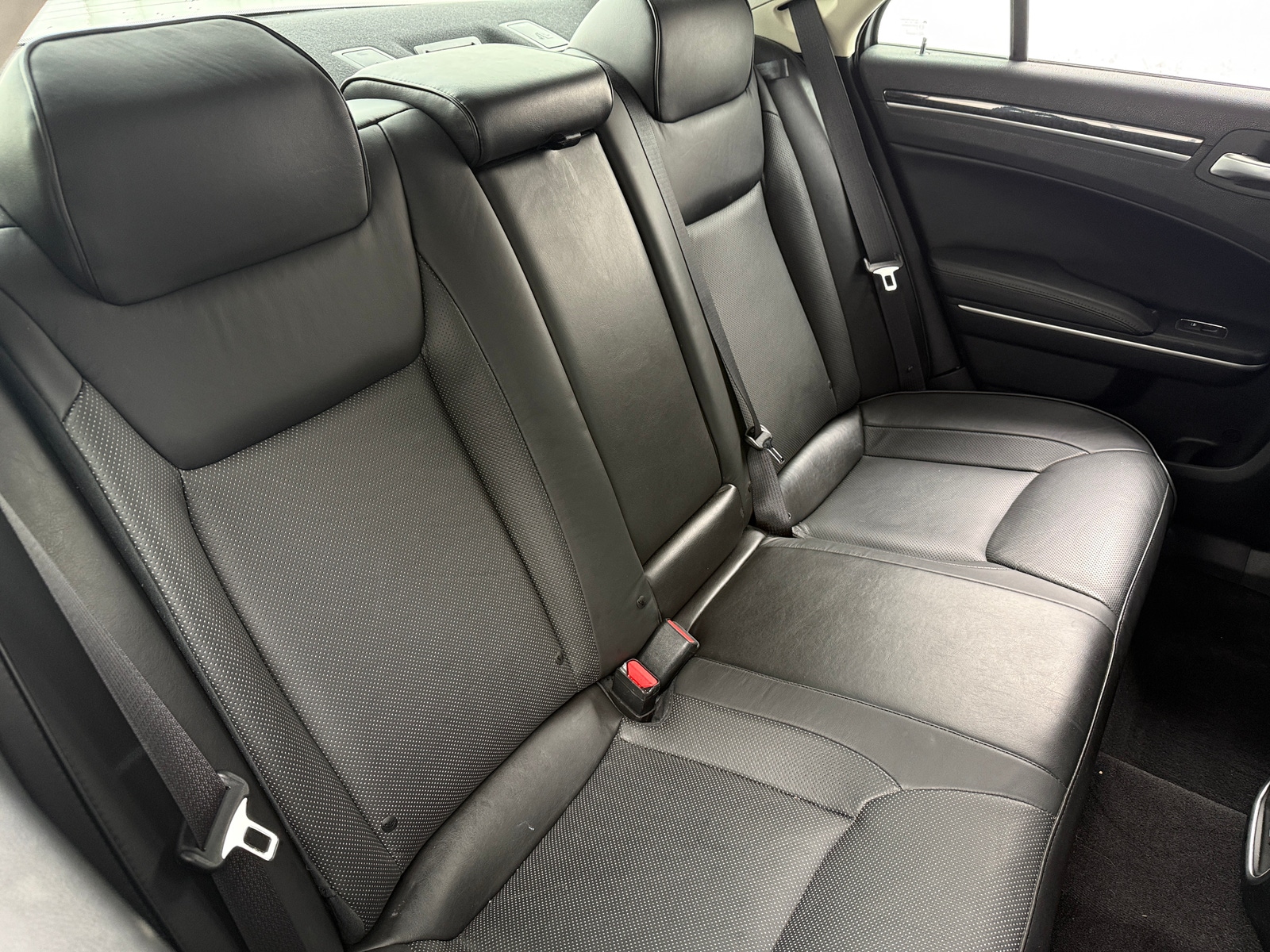 Thumbnail: 2019 Chrysler 300 - 5