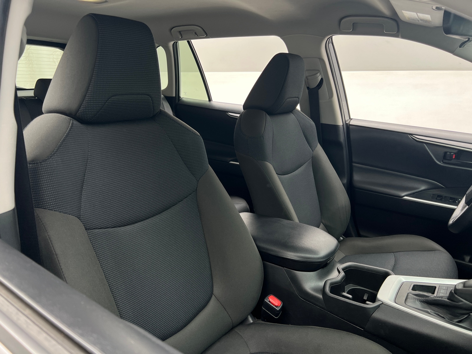 Thumbnail: 2022 Toyota RAV4 - 2