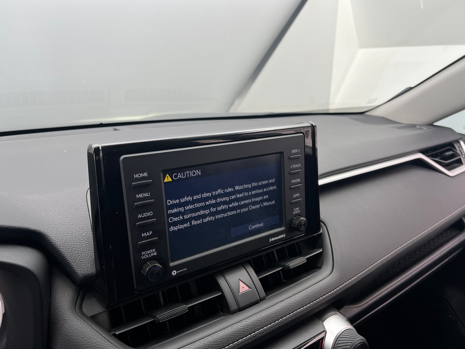 Thumbnail: 2022 Toyota RAV4 - 4