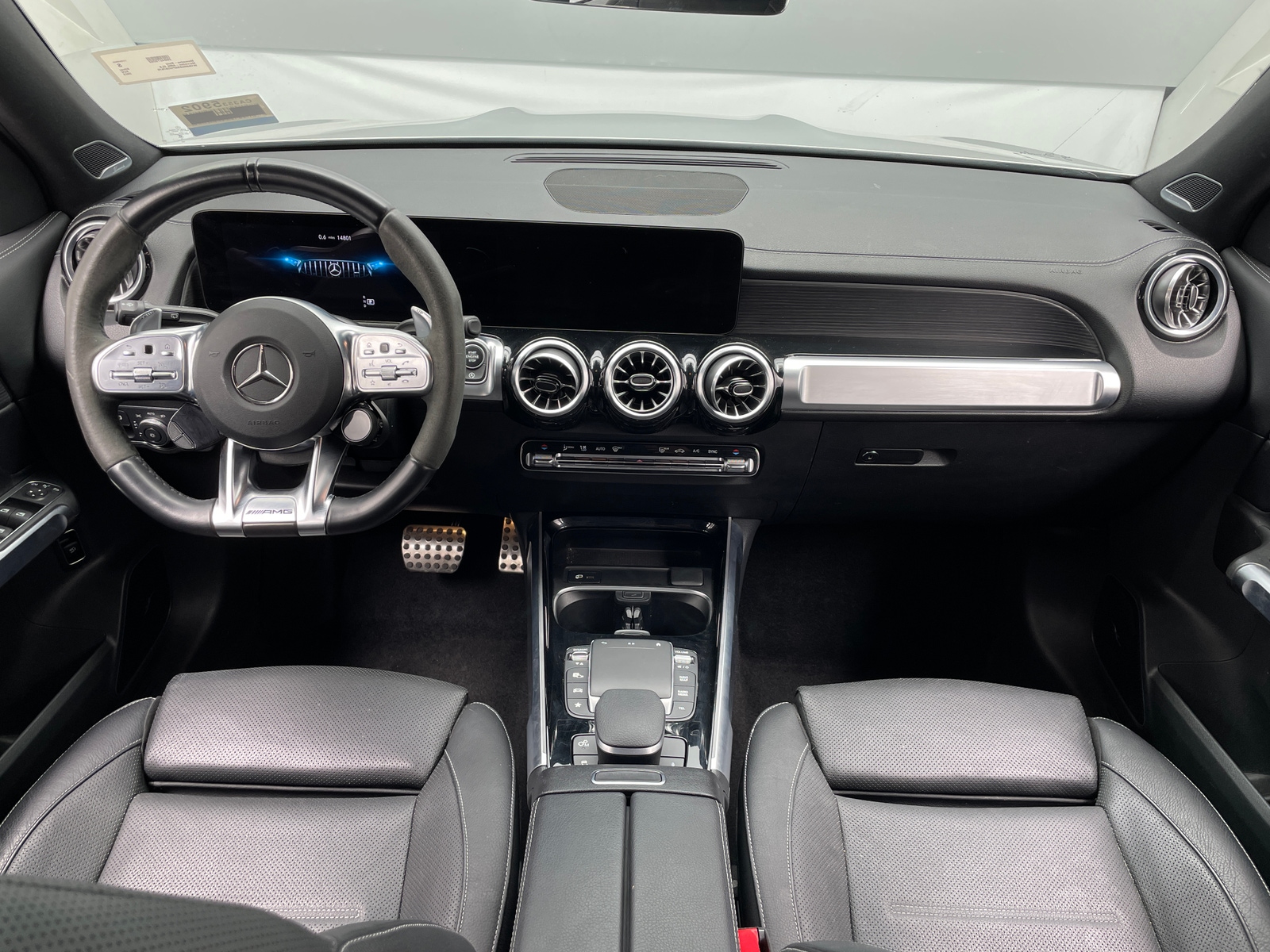 Thumbnail: 2023 Mercedes-Benz GLB - 2