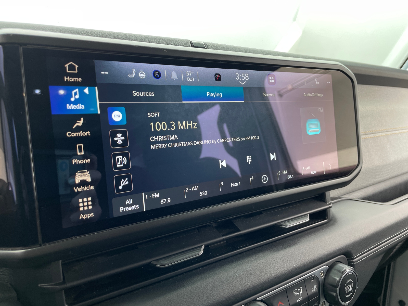 Thumbnail: 2024 Jeep Wrangler - 4