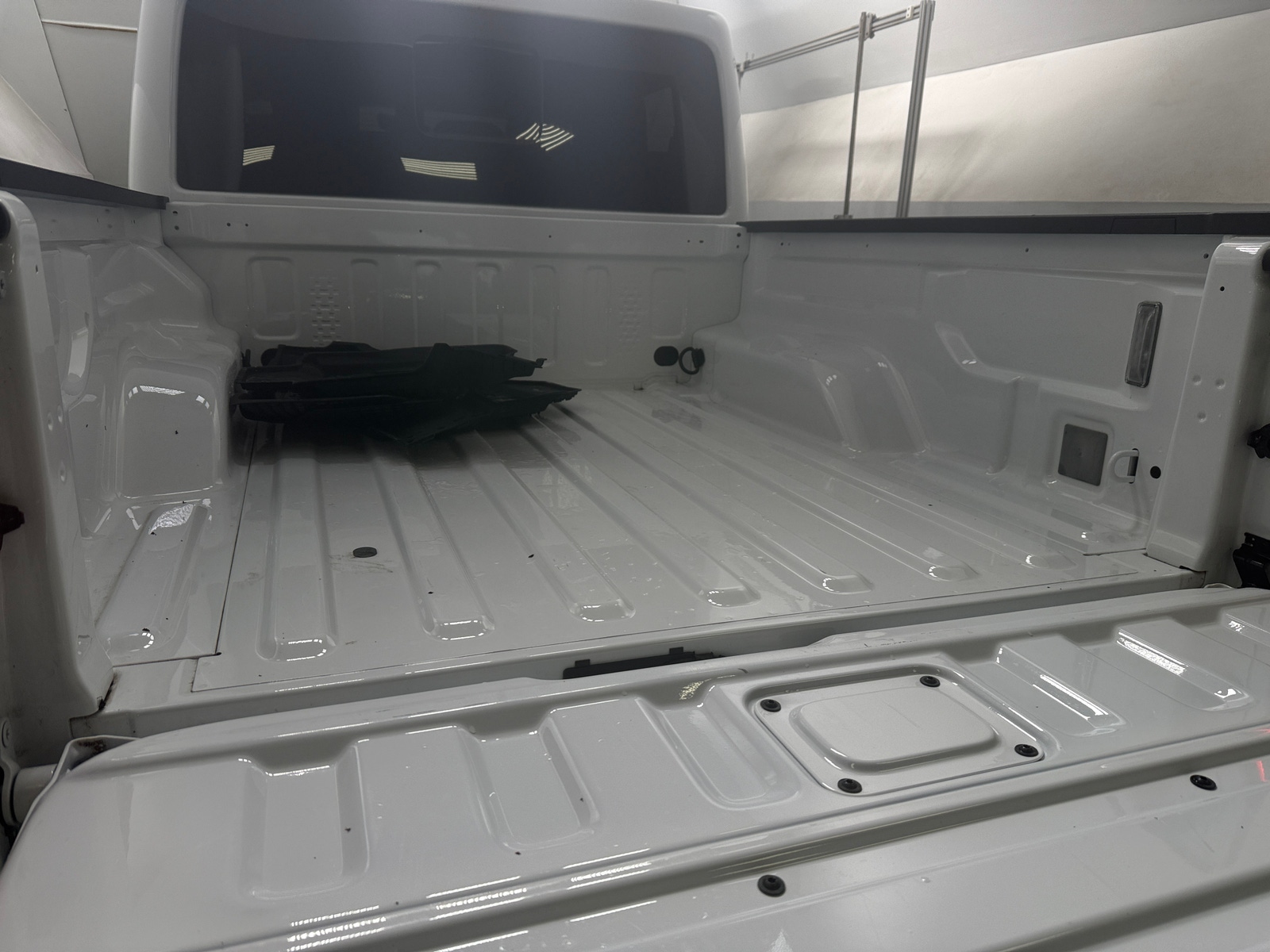 Thumbnail: 2020 Jeep Gladiator - 7