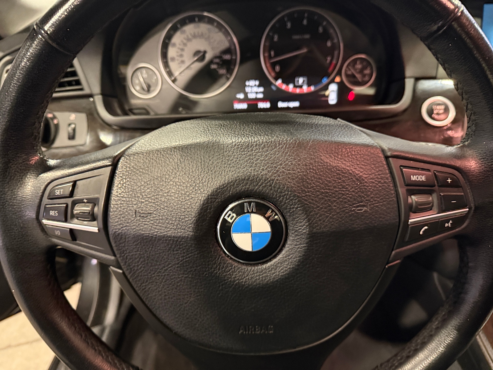 Thumbnail: 2011 BMW 5 Series - 4