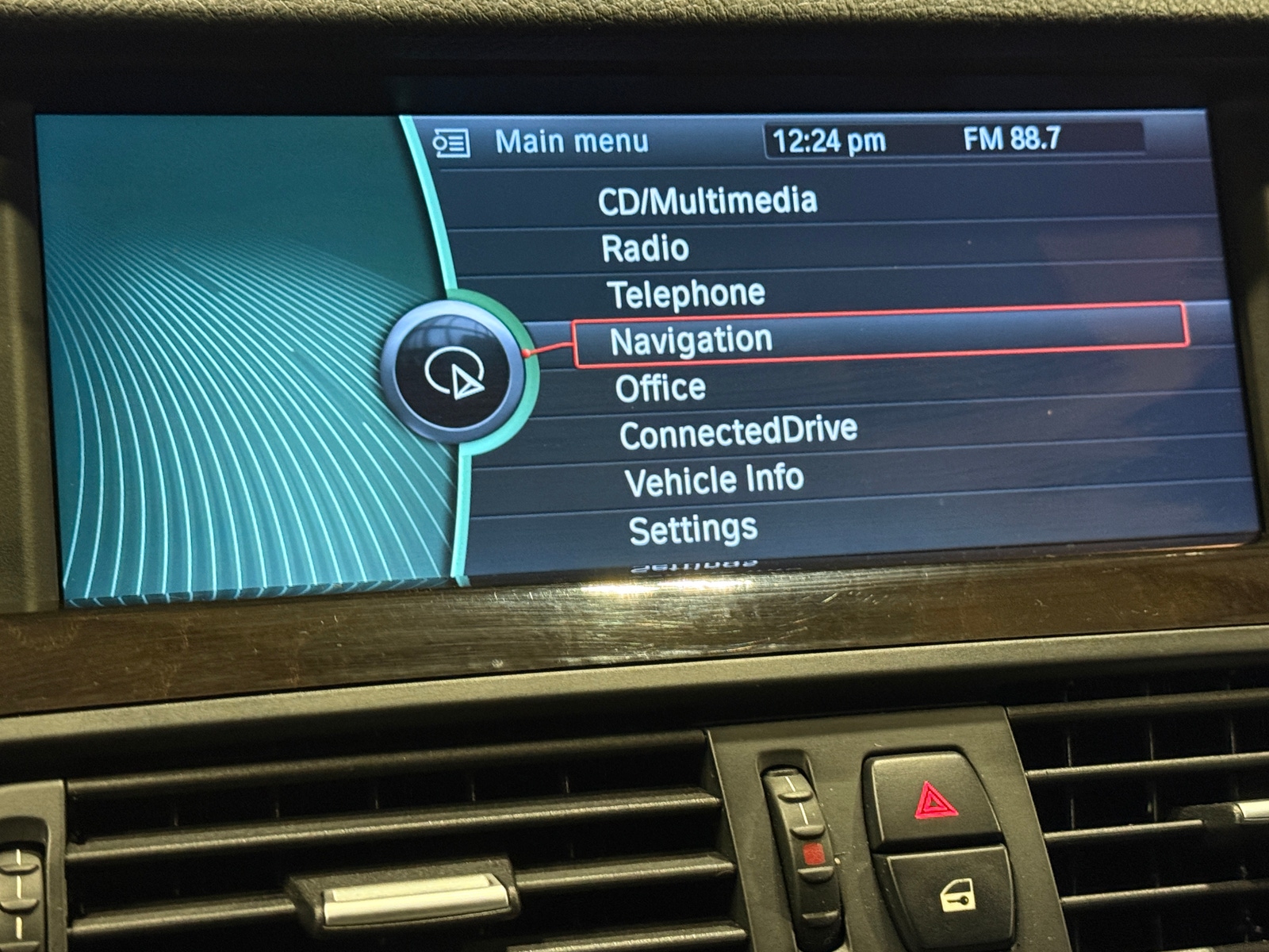 Thumbnail: 2011 BMW 5 Series - 3