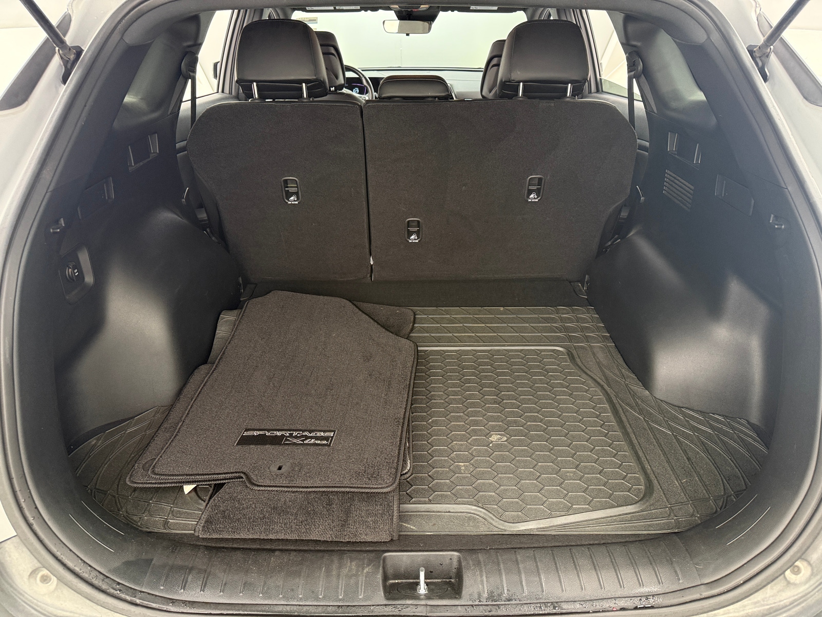 Thumbnail: 2023 Kia Sportage - 6