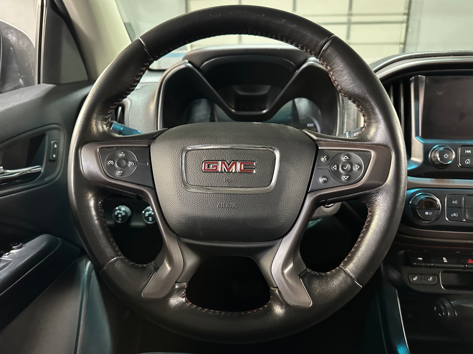 Thumbnail: 2019 GMC Canyon - 5