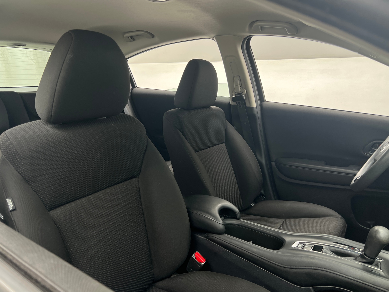 Thumbnail: 2016 Honda HR-V - 2