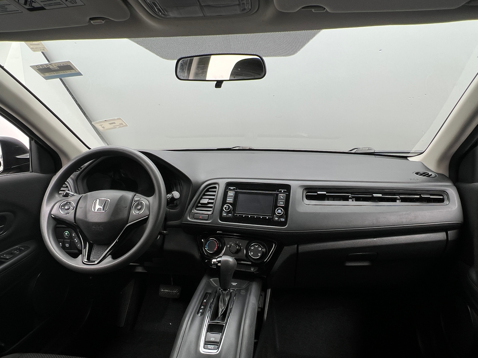 Thumbnail: 2016 Honda HR-V - 3