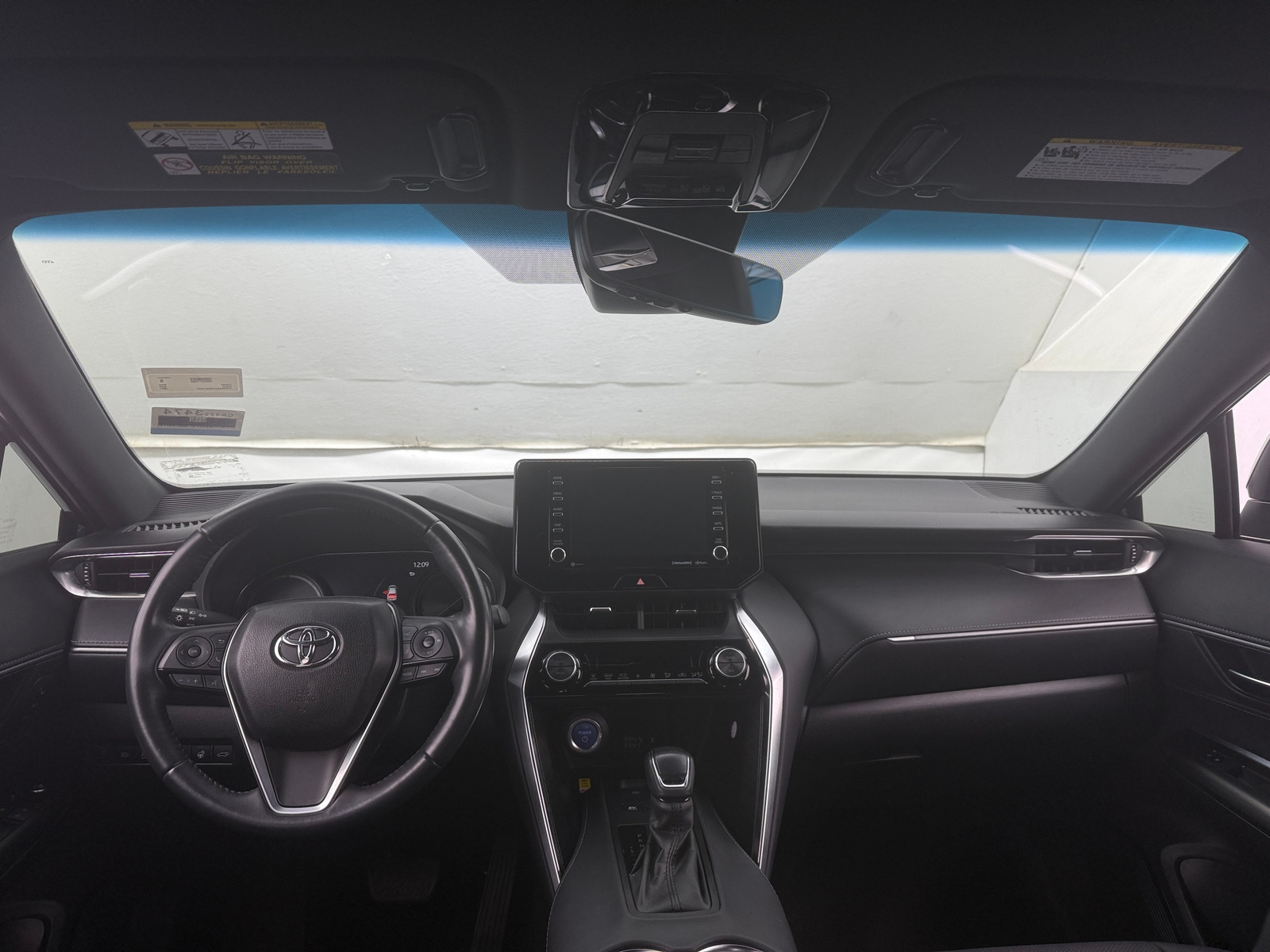 Thumbnail: 2021 Toyota Venza - 3