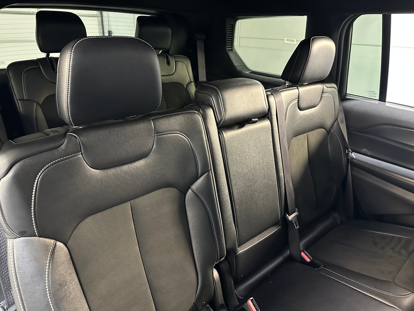 Thumbnail: 2024 Jeep Grand Cherokee L - 6