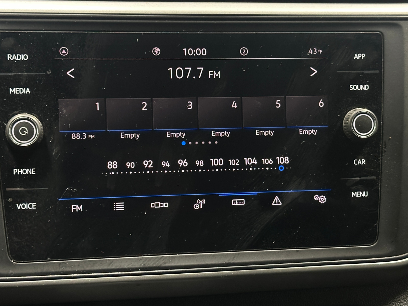 Thumbnail: 2021 Volkswagen Atlas - 3