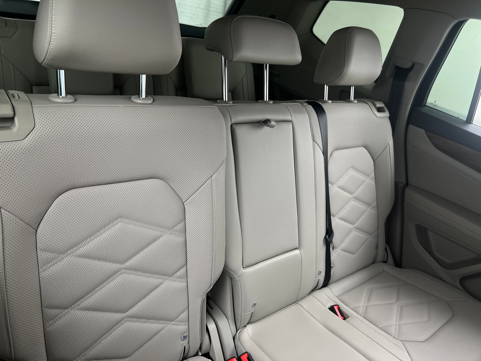 Thumbnail: 2025 Volkswagen Atlas - 6