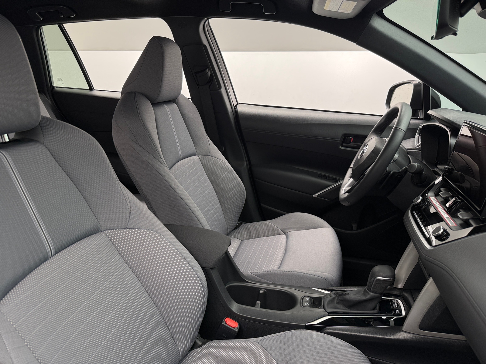 Thumbnail: 2024 Toyota Corolla Cross - 2