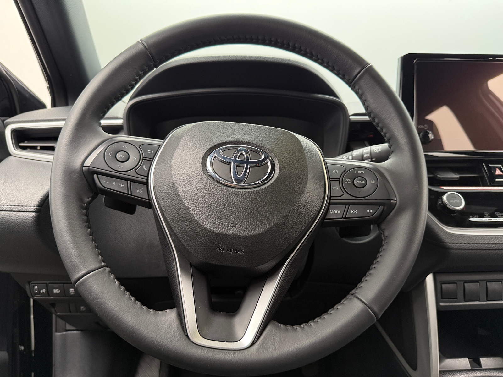 Thumbnail: 2024 Toyota Corolla Cross - 5