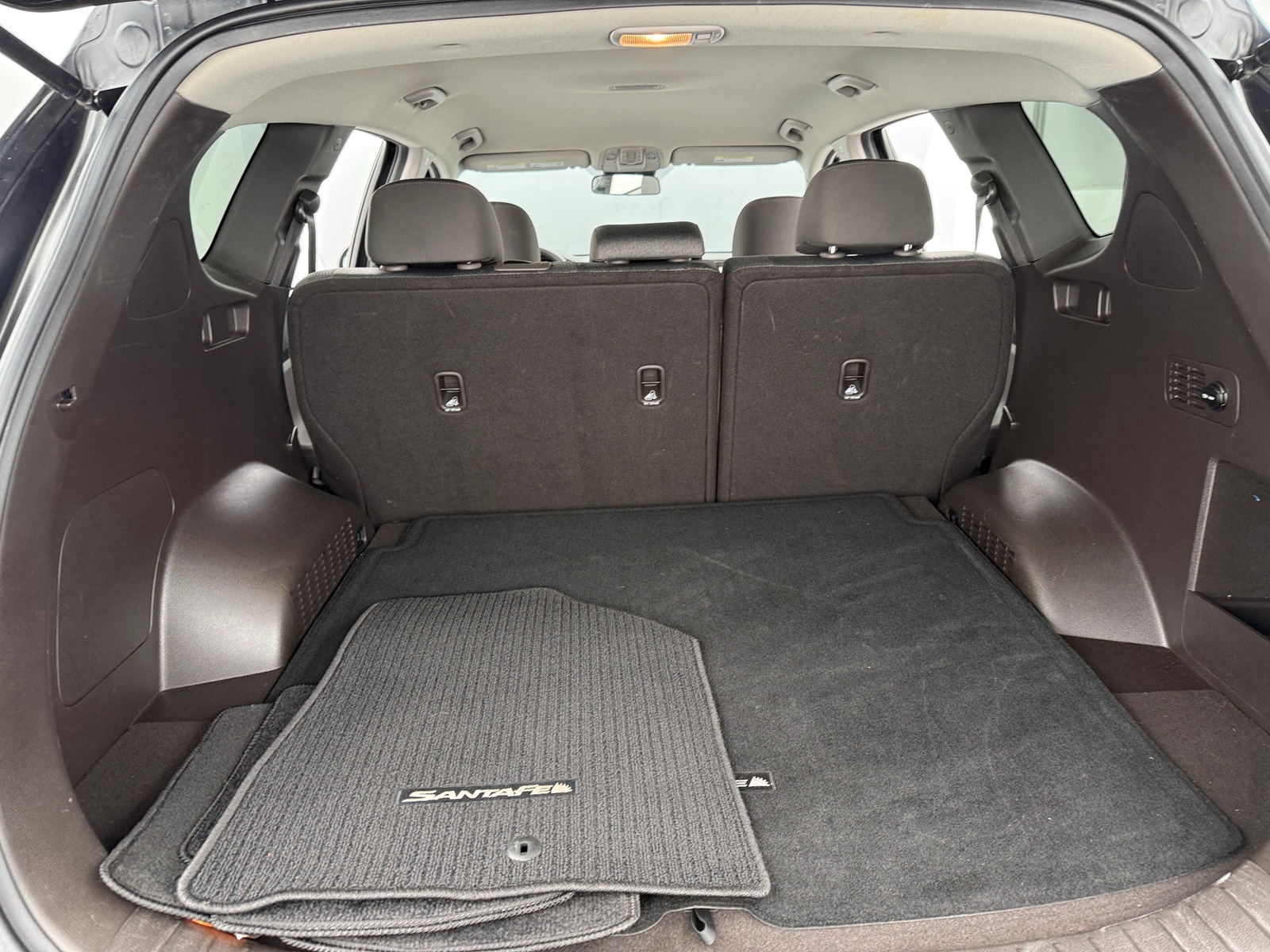 Thumbnail: 2020 Hyundai Santa Fe - 7