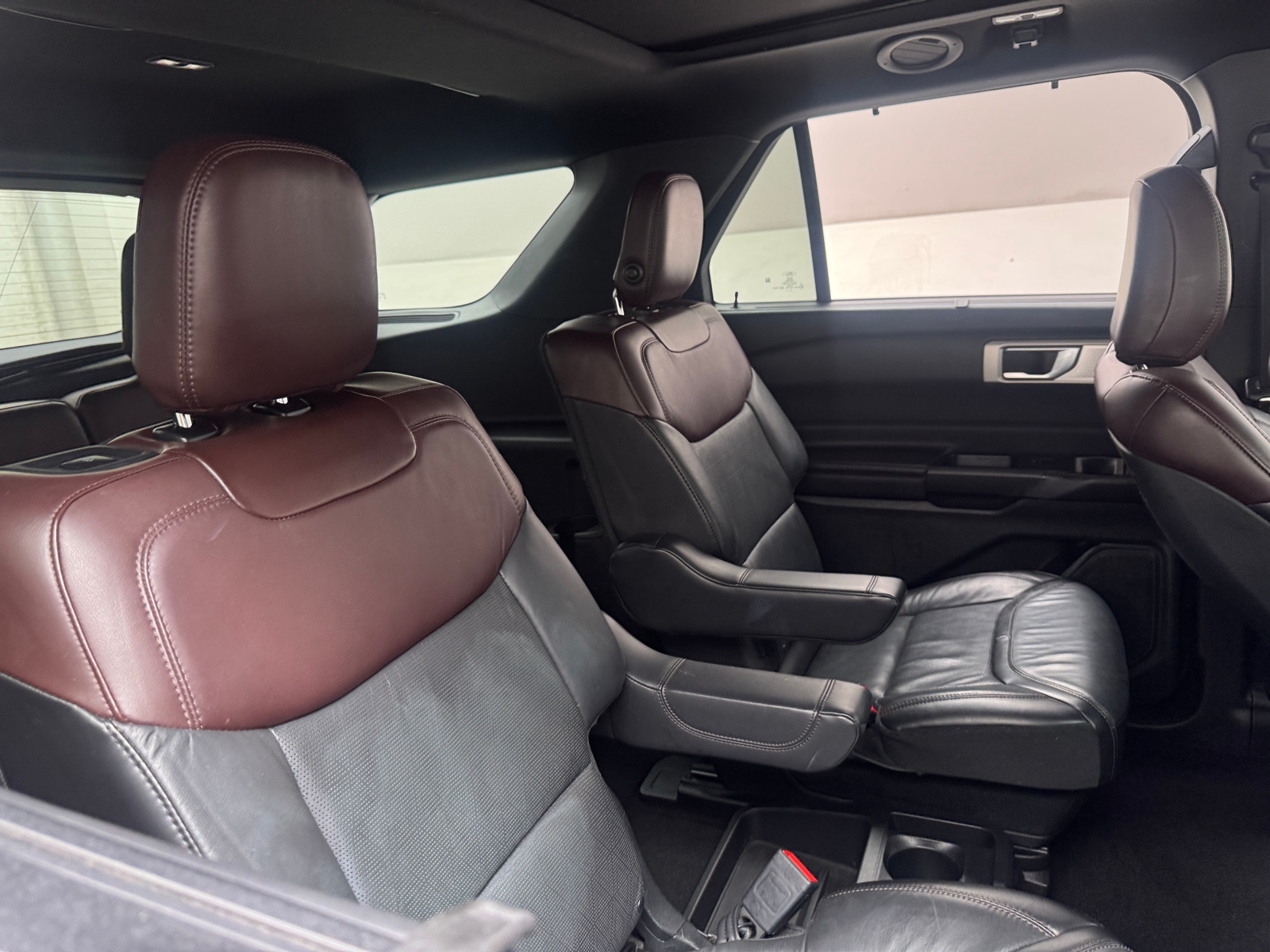 Thumbnail: 2020 Ford Explorer - 5