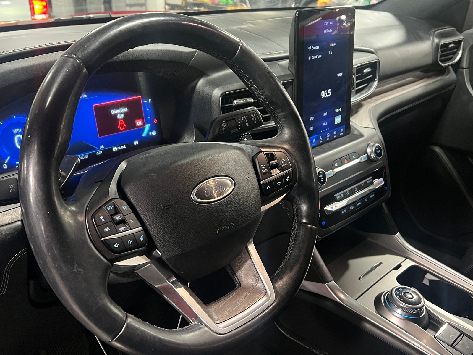 Thumbnail: 2020 Ford Explorer - 4