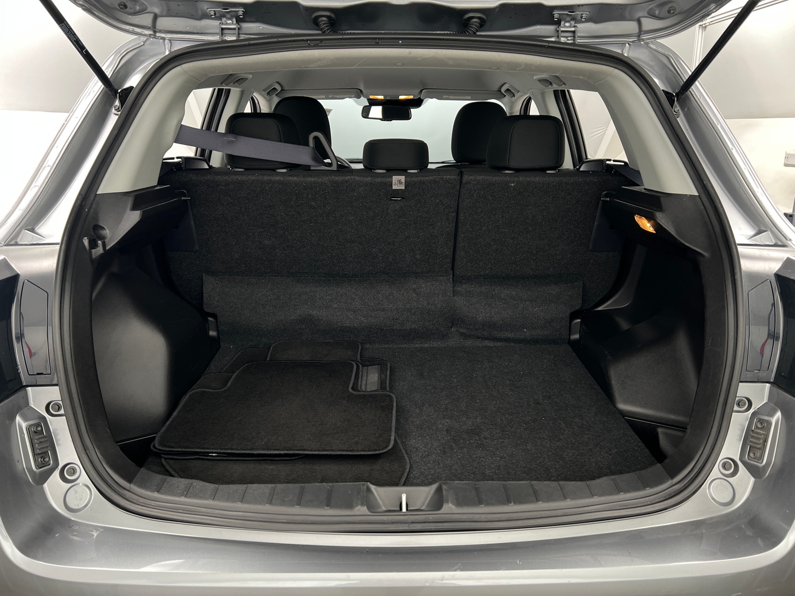 Thumbnail: 2025 Mitsubishi Outlander Sport - 7