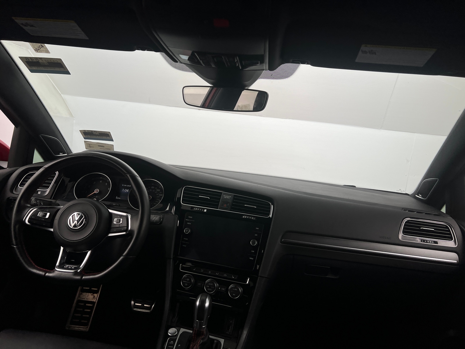 Thumbnail: 2018 Volkswagen Golf - 2