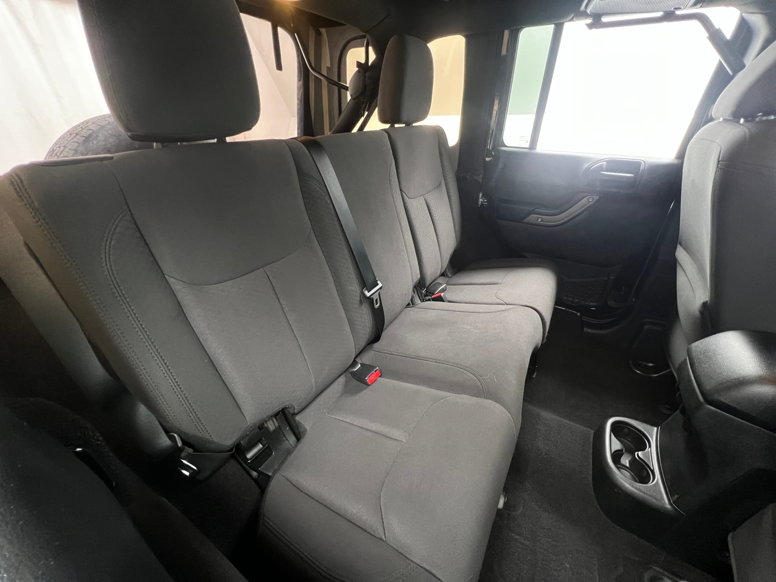 Thumbnail: 2017 Jeep Wrangler - 6