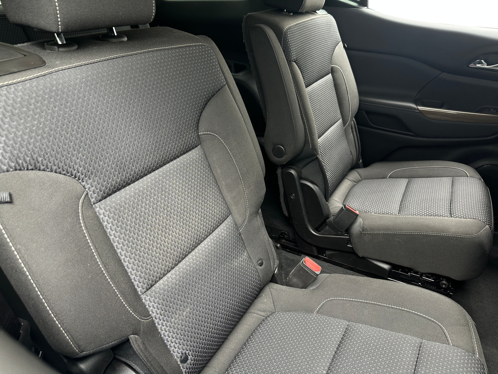 Thumbnail: 2023 GMC Acadia - 6