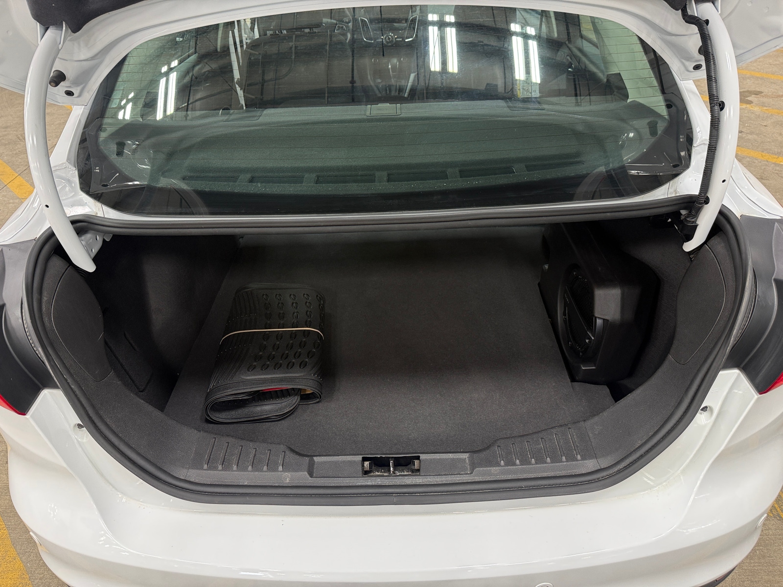 Thumbnail: 2018 Ford Focus - 7