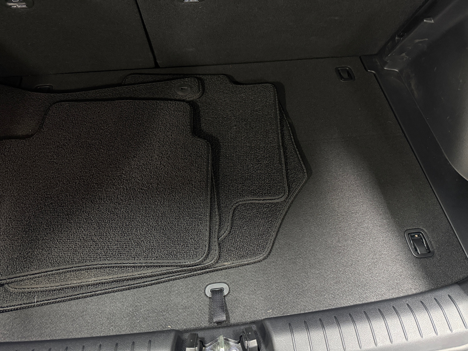 Thumbnail: 2023 Hyundai Venue - 7