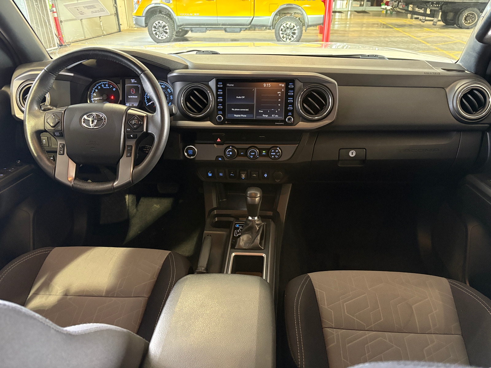 Thumbnail: 2020 Toyota Tacoma - 3