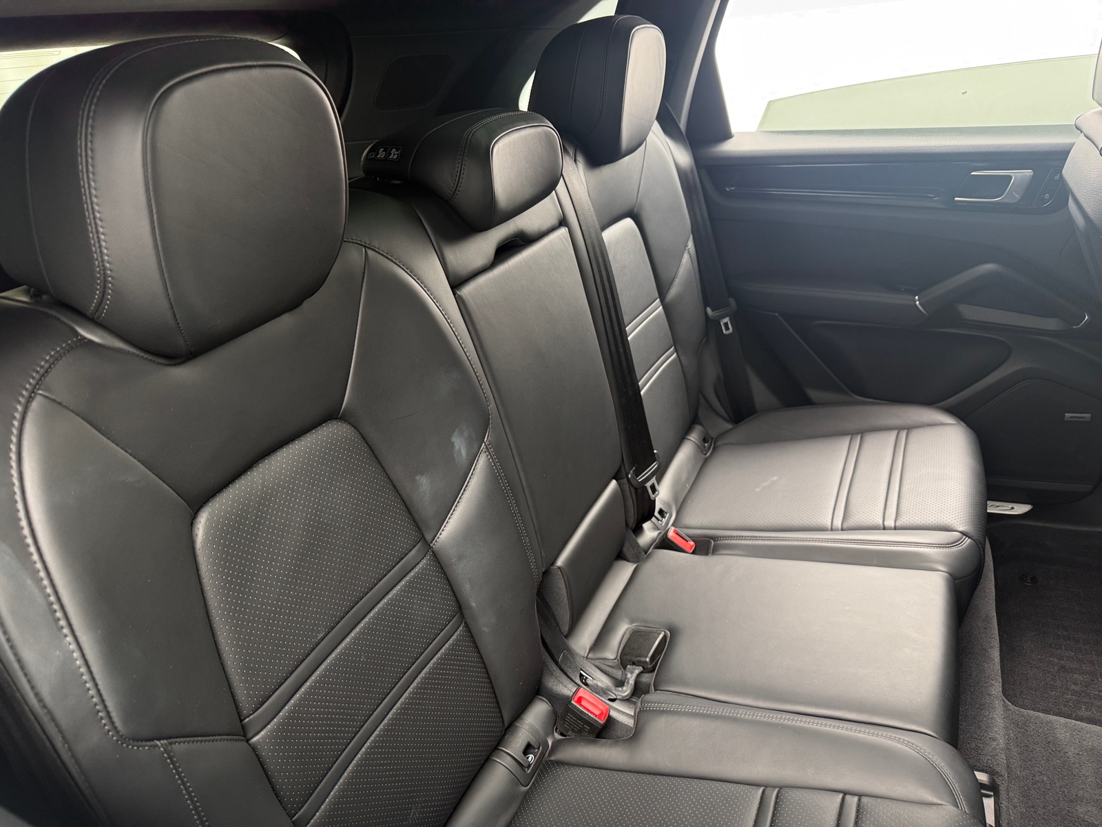 Thumbnail: 2020 Porsche Cayenne - 5