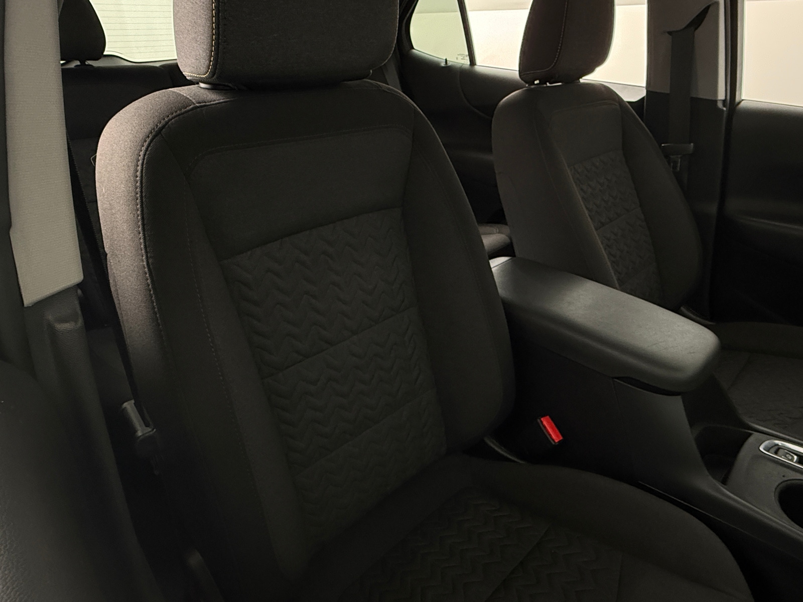 Thumbnail: 2022 Chevrolet Equinox - 2