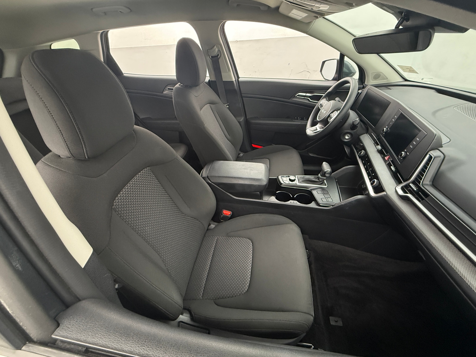 Thumbnail: 2025 Kia Sportage - 2