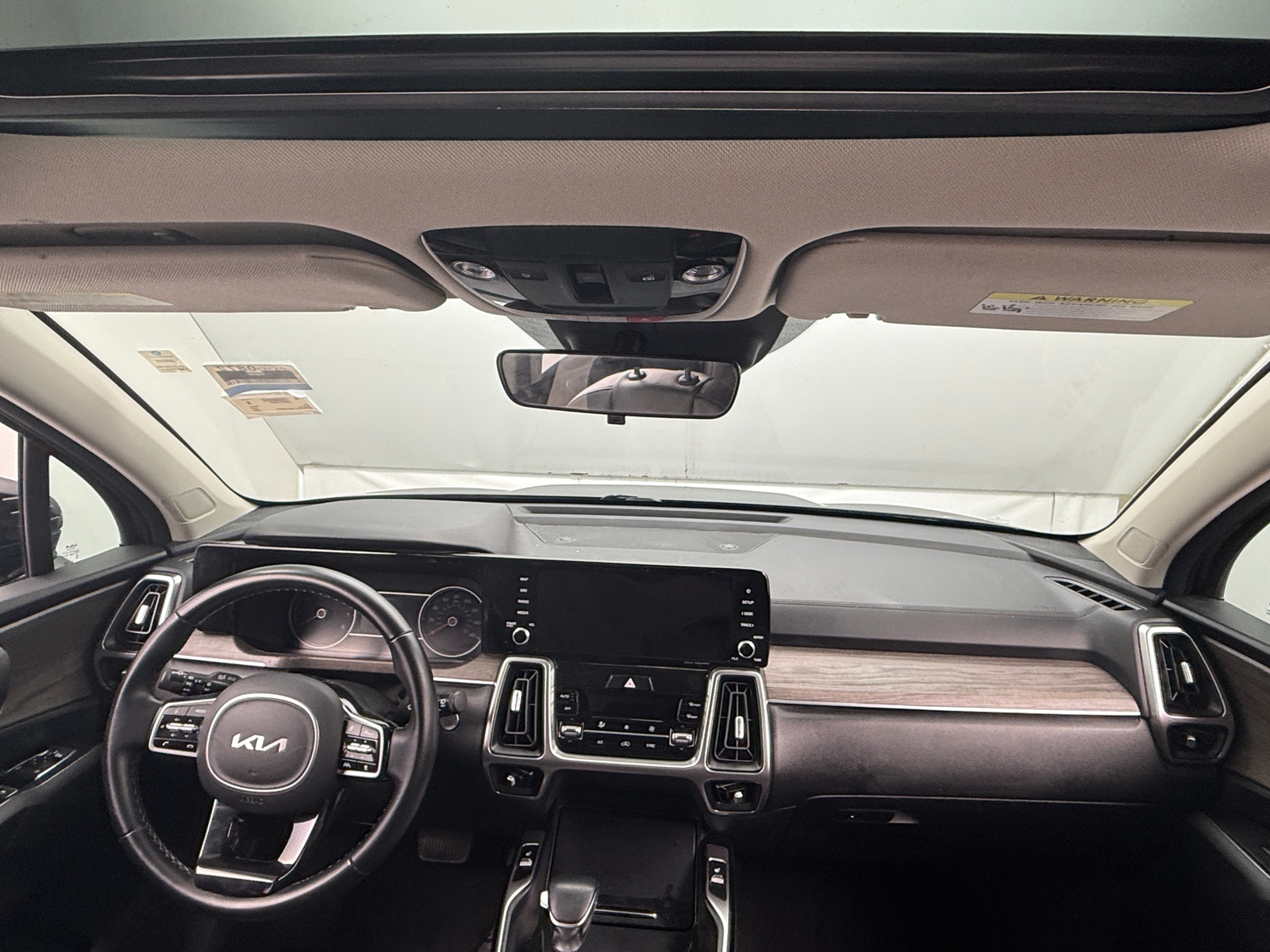 Thumbnail: 2022 Kia Sorento - 2