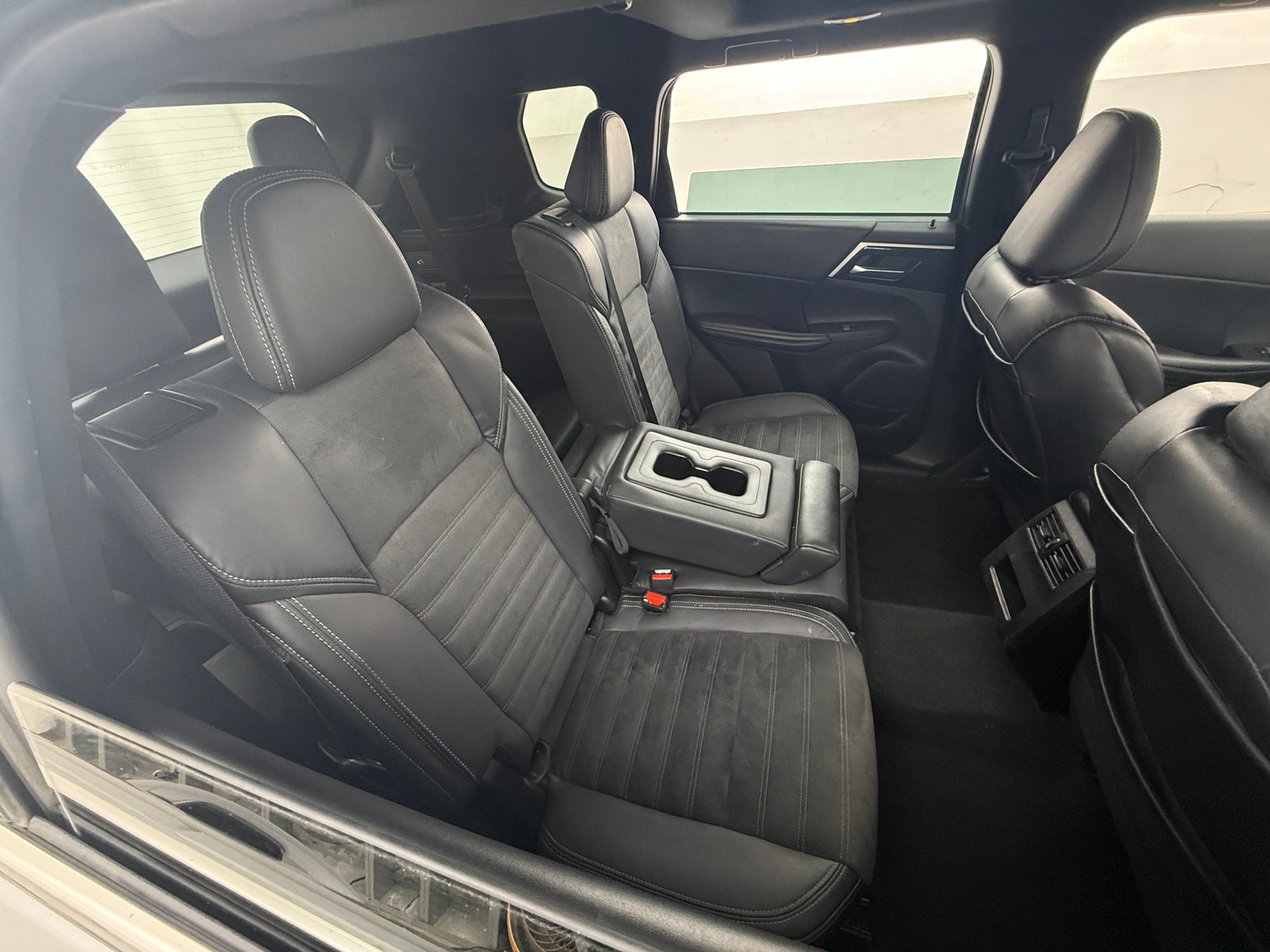 Thumbnail: 2022 Mitsubishi Outlander - 5