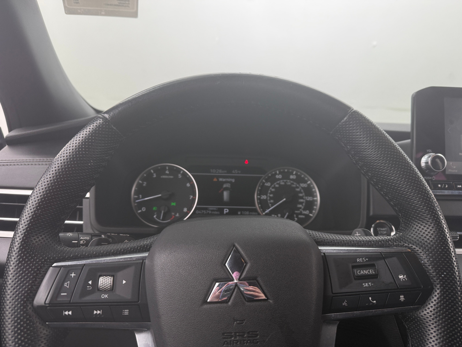 Thumbnail: 2022 Mitsubishi Outlander - 4