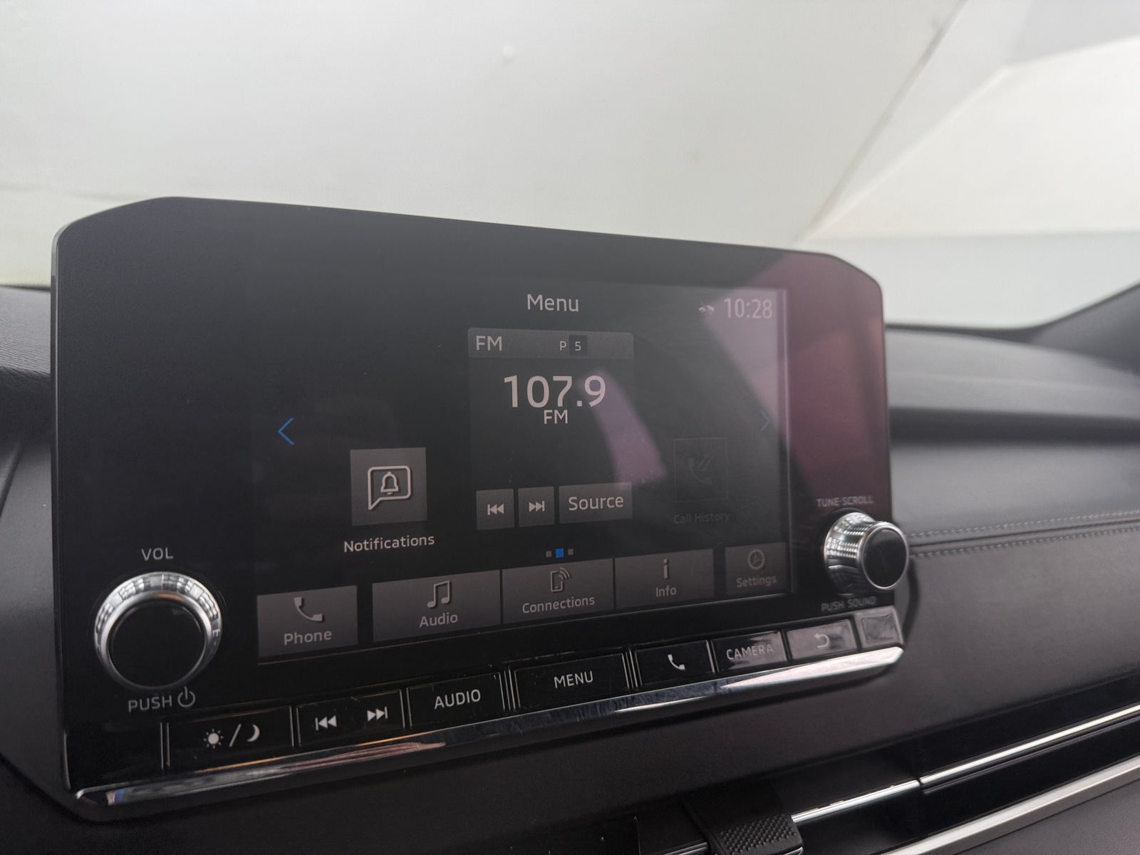 Thumbnail: 2022 Mitsubishi Outlander - 3