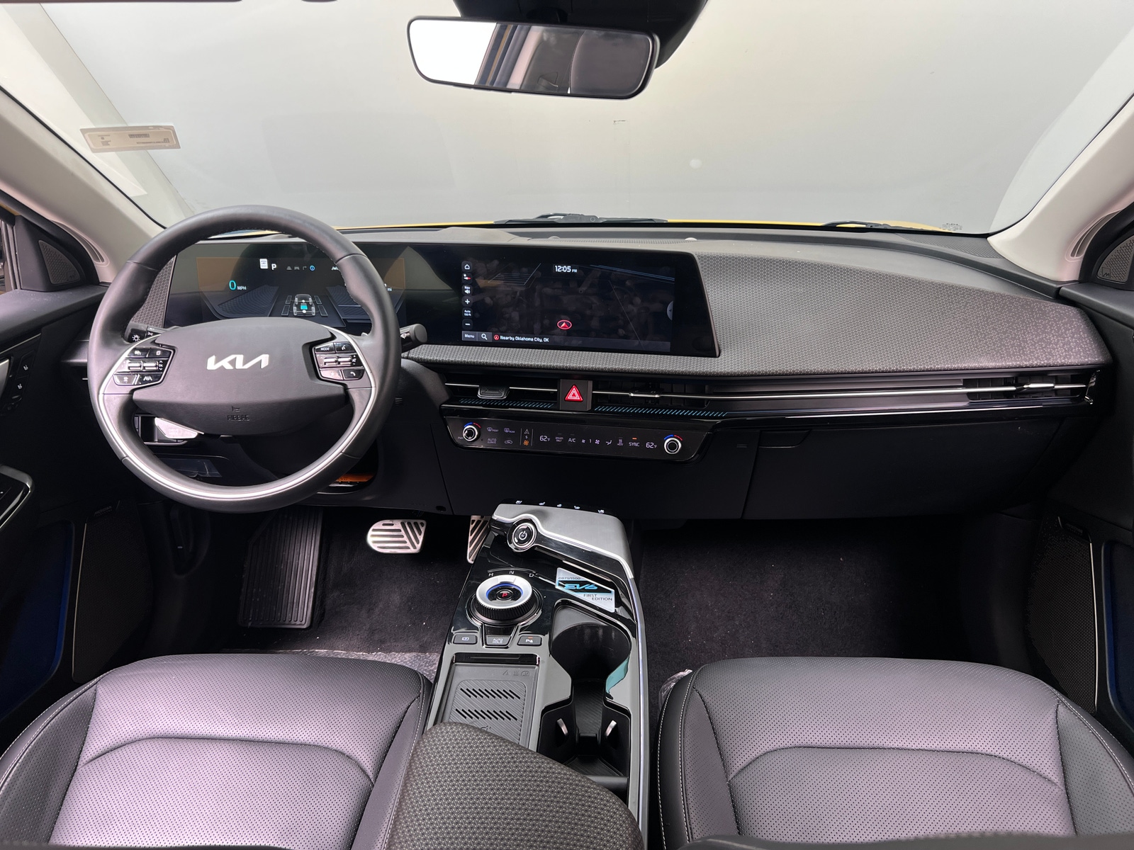 Thumbnail: 2022 Kia EV6 - 2