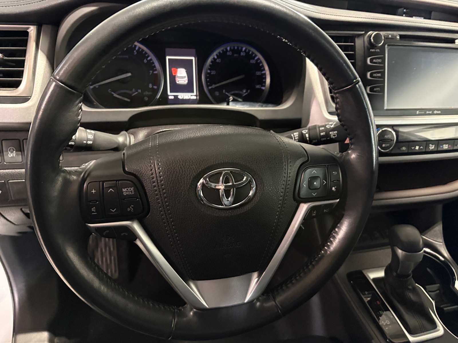 Thumbnail: 2018 Toyota Highlander - 4