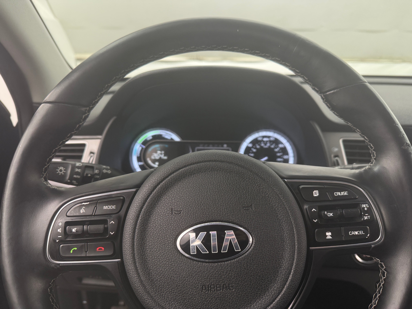 Thumbnail: 2019 Kia Niro - 4
