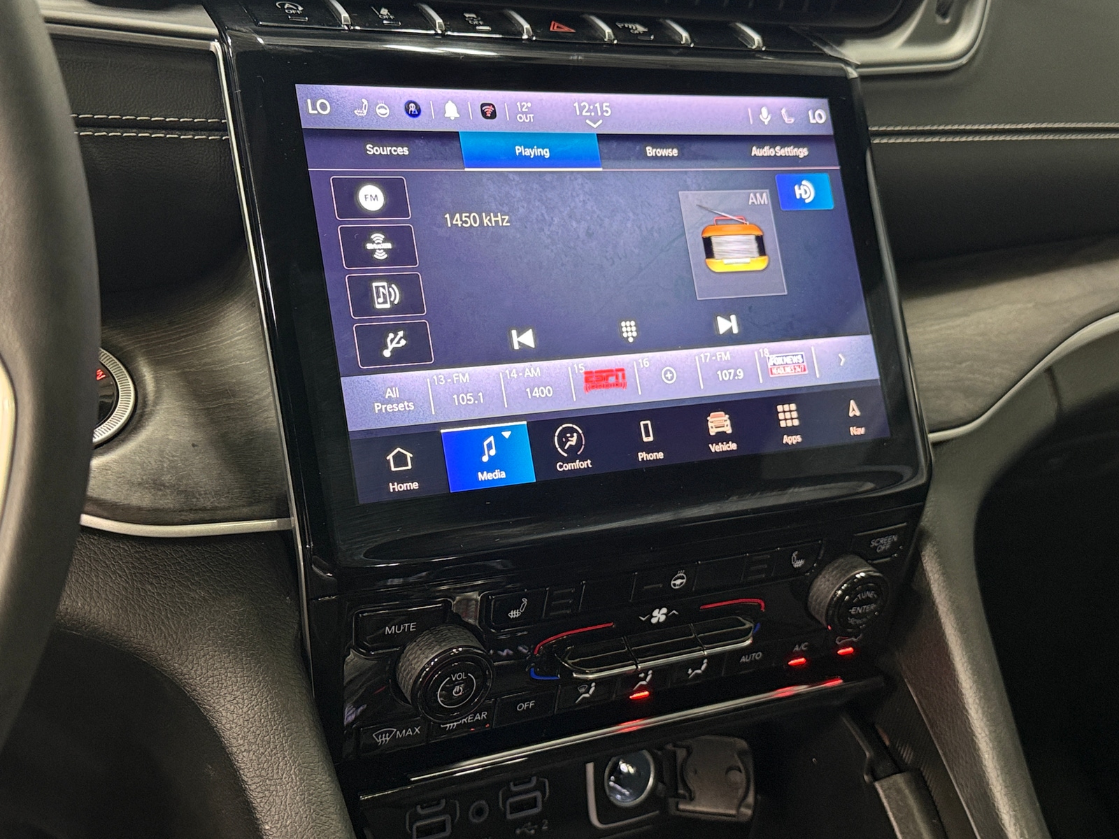 Thumbnail: 2025 Jeep Grand Cherokee - 3