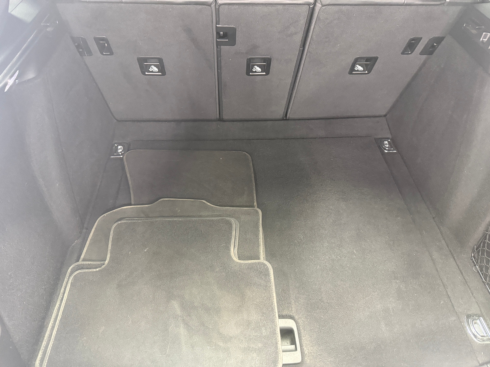 Thumbnail: 2017 Porsche Macan - 6