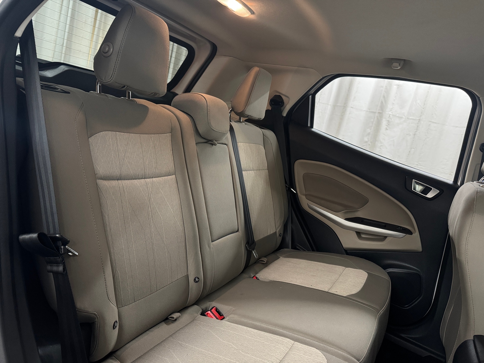 Thumbnail: 2018 Ford EcoSport - 6